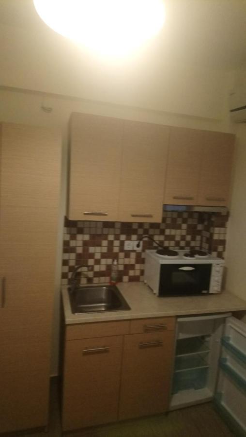 Diolkos 2 Apartment Nea Roda Exterior foto