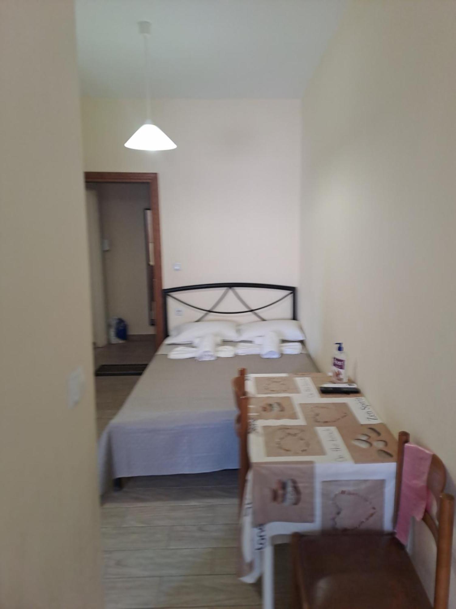 Diolkos 2 Apartment Nea Roda Exterior foto
