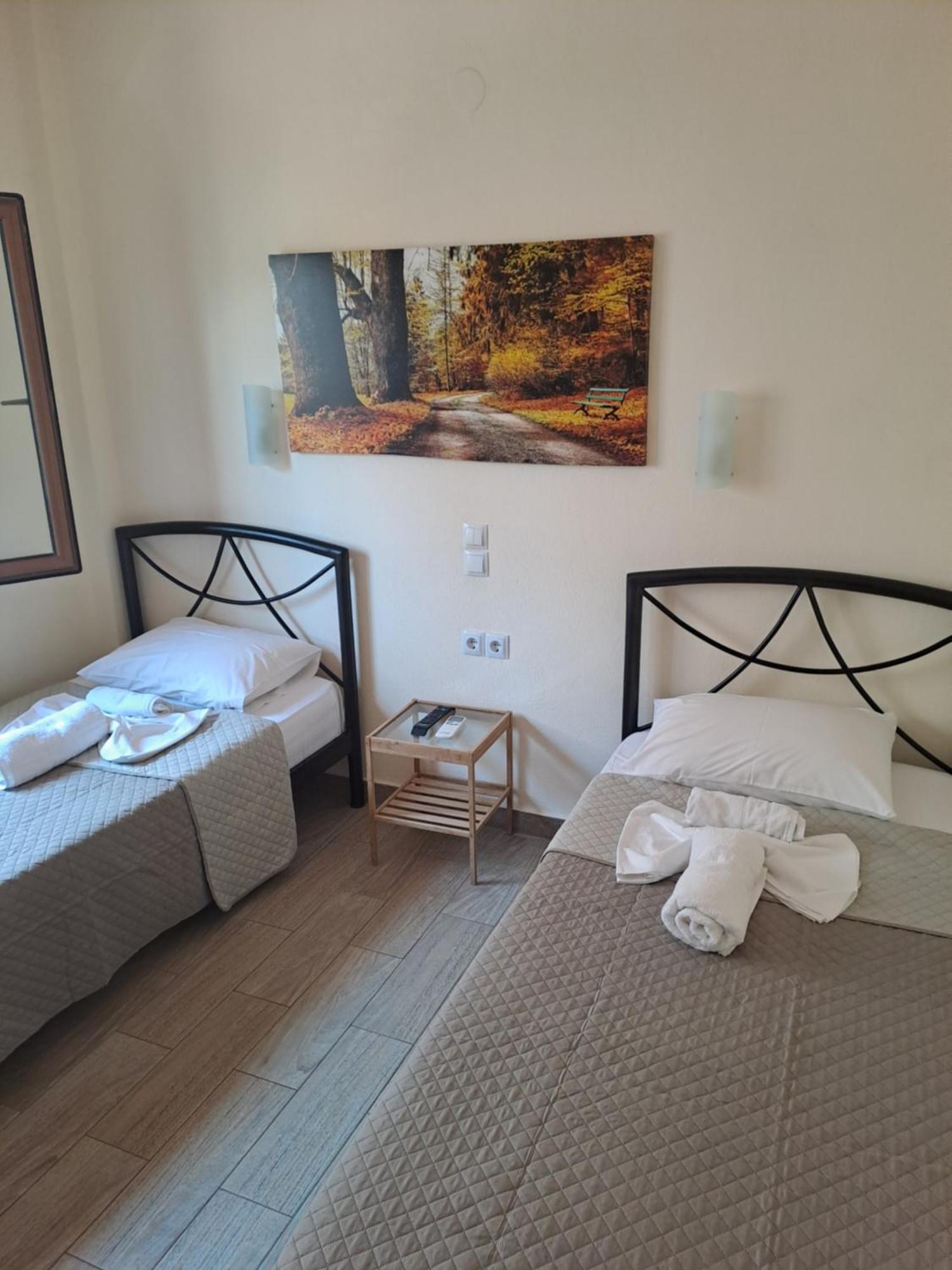 Diolkos 2 Apartment Nea Roda Cameră foto