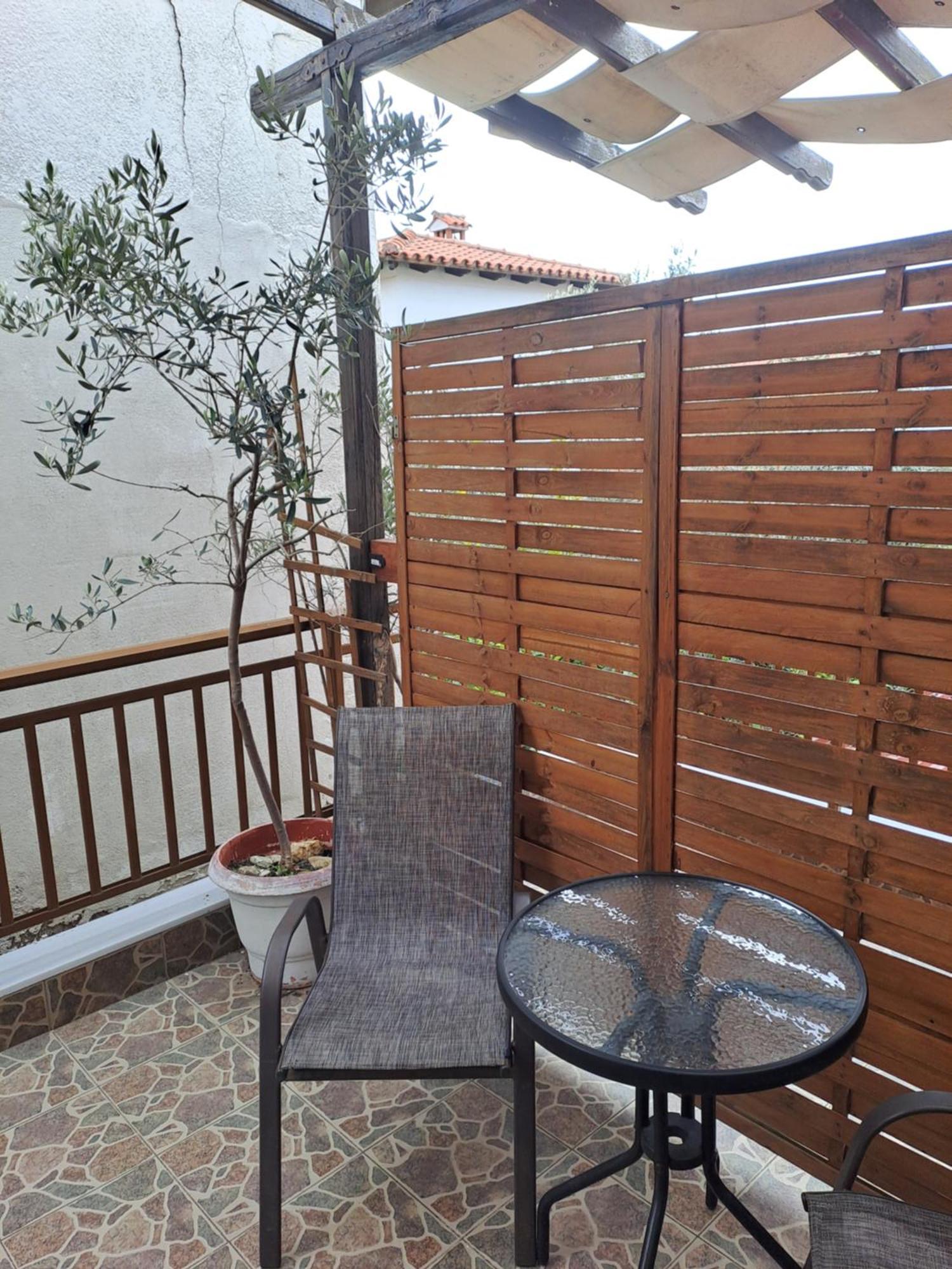 Diolkos 2 Apartment Nea Roda Cameră foto